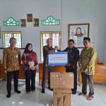 BRI Kanca Manna Perkuat Fasilitas Pendidikan di Palak Siring, 8 Unit PC dan 100 Meja Belajar Diserahkan Melalui Program BRI Peduli TJSL