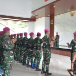 Bangkitkan Semangat Prajurit Danyonif 7 Marinir Berikan Jam Komandan
